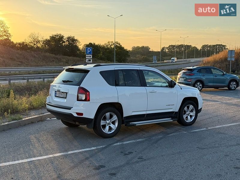 Внедорожник / Кроссовер Jeep Compass 2015 в Полтаве