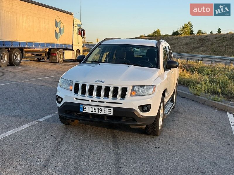 Внедорожник / Кроссовер Jeep Compass 2015 в Полтаве