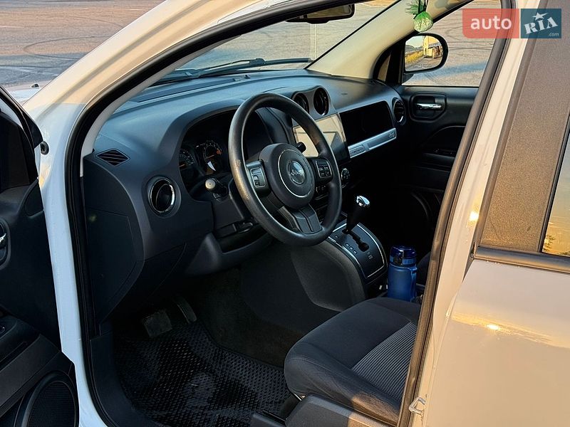 Внедорожник / Кроссовер Jeep Compass 2015 в Полтаве