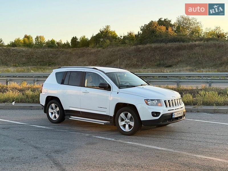 Внедорожник / Кроссовер Jeep Compass 2015 в Полтаве