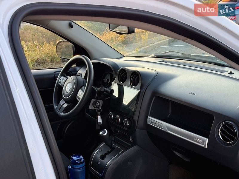 Внедорожник / Кроссовер Jeep Compass 2015 в Полтаве