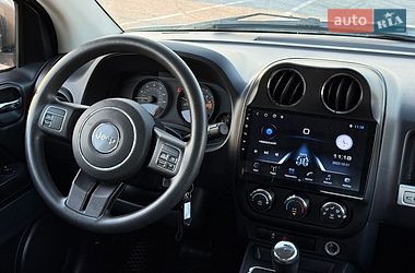 Внедорожник / Кроссовер Jeep Compass 2015 в Полтаве