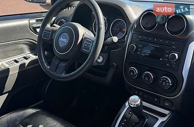 Внедорожник / Кроссовер Jeep Compass 2014 в Каменке