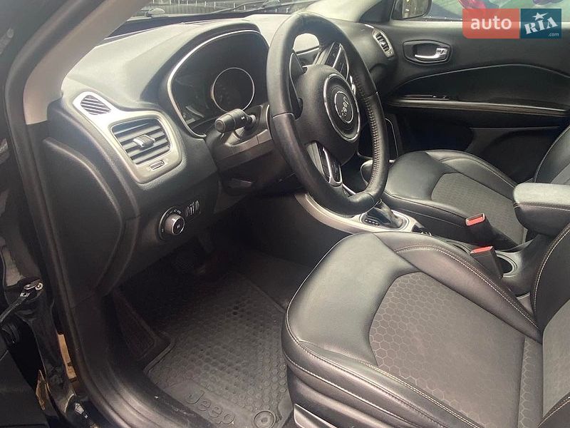 Внедорожник / Кроссовер Jeep Compass 2017 в Полтаве