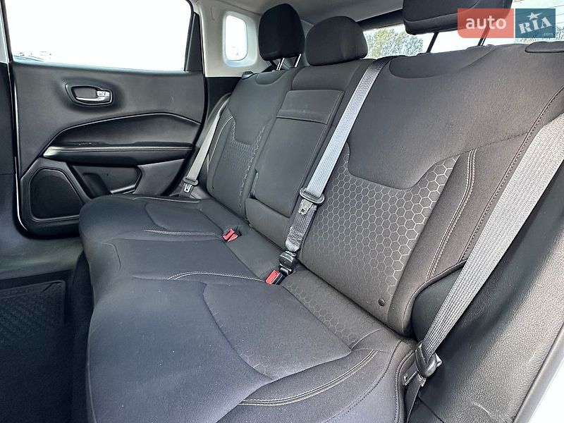 Позашляховик / Кросовер Jeep Compass 2017 в Білогородці