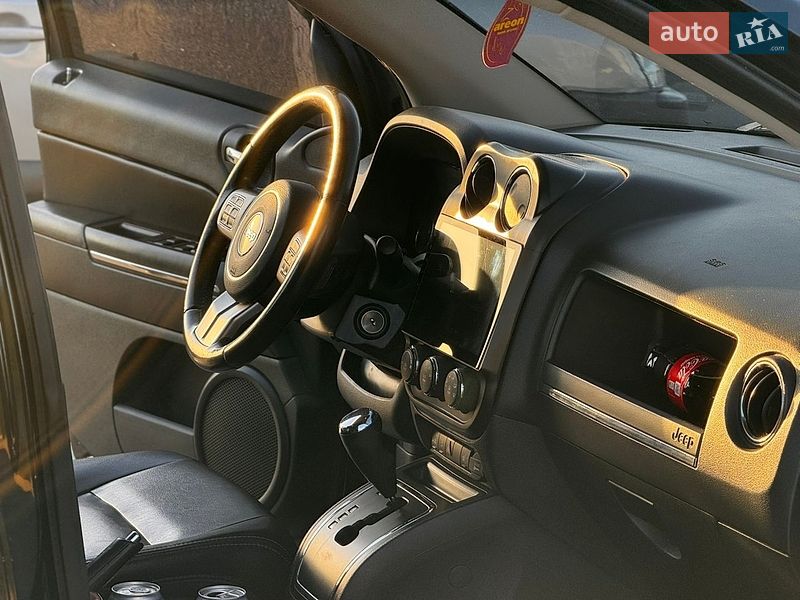 Внедорожник / Кроссовер Jeep Compass 2012 в Кропивницком