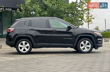 Позашляховик / Кросовер Jeep Compass 2017 в Рівному