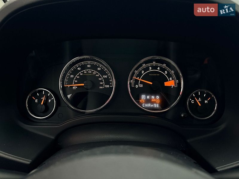 Внедорожник / Кроссовер Jeep Compass 2014 в Киеве