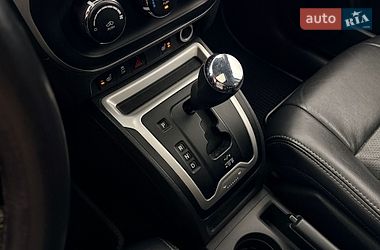 Внедорожник / Кроссовер Jeep Compass 2014 в Киеве
