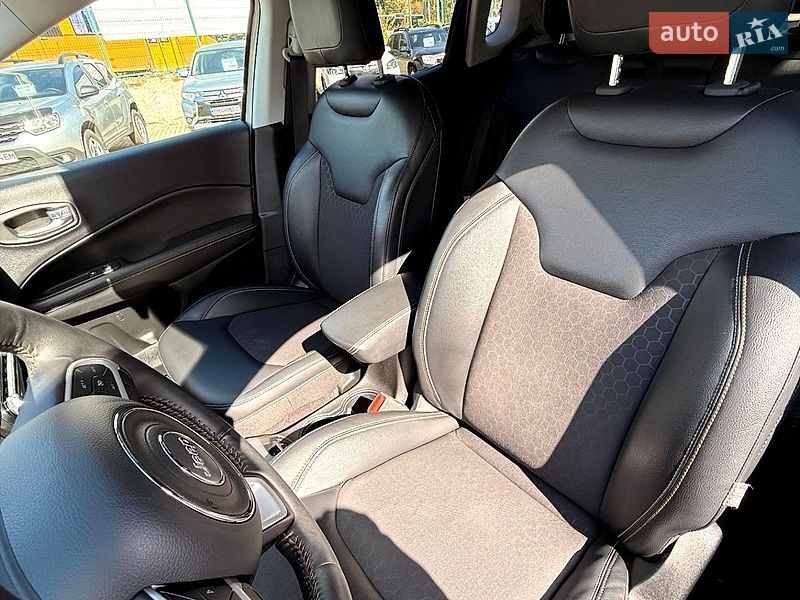Позашляховик / Кросовер Jeep Compass 2017 в Сумах фото 16 Позашляховик / Кросовер Jeep Compass 2017 в Сумах