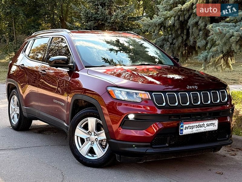 Jeep Compass, photos from the listing