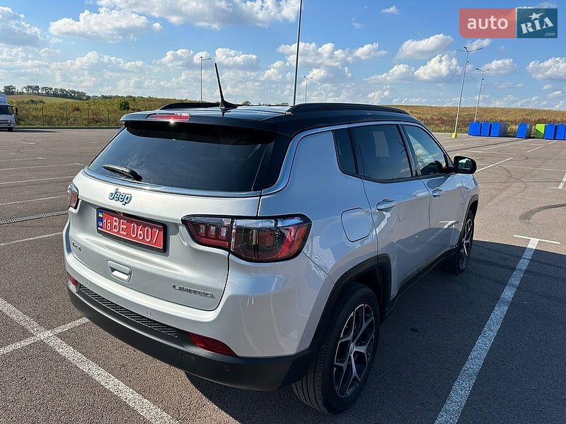 Позашляховик / Кросовер Jeep Compass 2024 в Рівному
