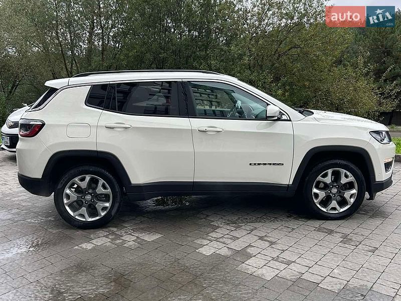 Внедорожник / Кроссовер Jeep Compass 2017 в Жовкве