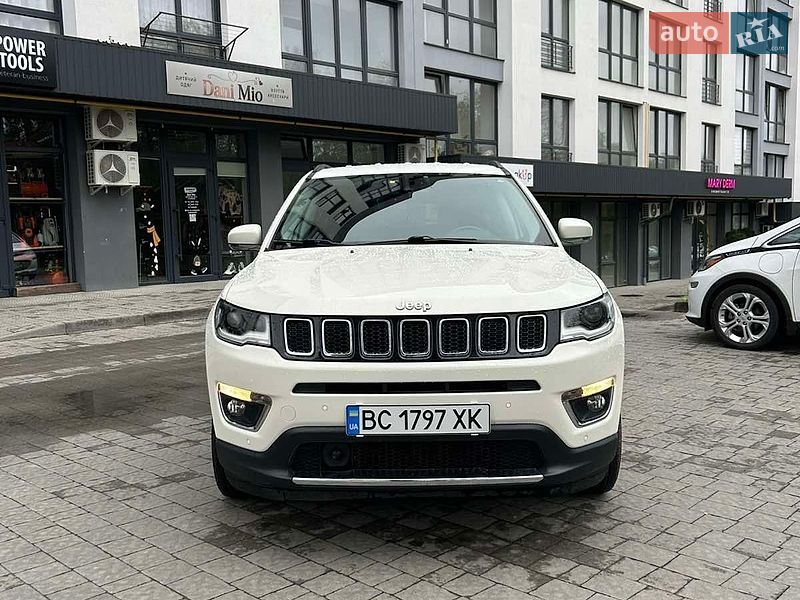 Внедорожник / Кроссовер Jeep Compass 2017 в Жовкве