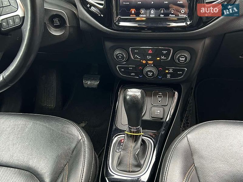 Внедорожник / Кроссовер Jeep Compass 2017 в Жовкве