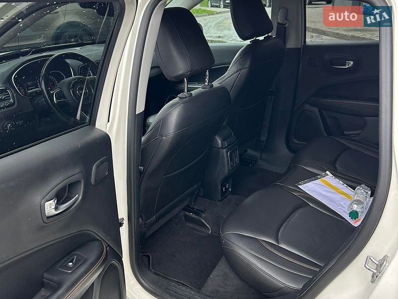 Внедорожник / Кроссовер Jeep Compass 2017 в Жовкве