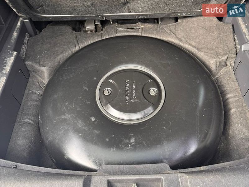 Внедорожник / Кроссовер Jeep Compass 2015 в Киеве