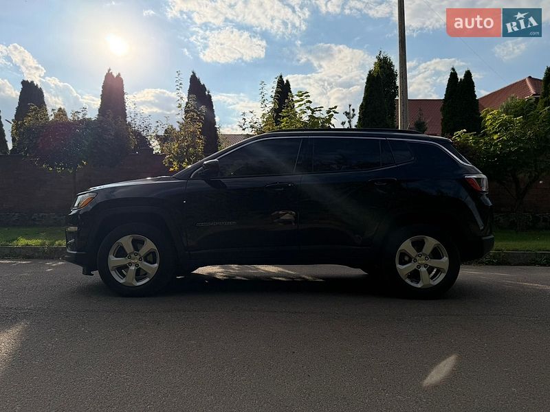 Позашляховик / Кросовер Jeep Compass 2017 в Рівному