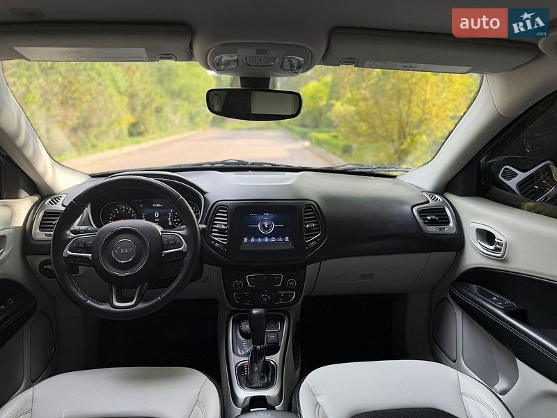 Позашляховик / Кросовер Jeep Compass 2017 в Рівному