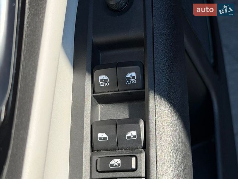 Позашляховик / Кросовер Jeep Compass 2024 в Стрию