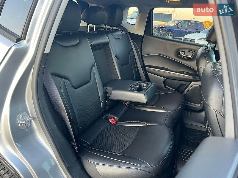 Позашляховик / Кросовер Jeep Compass 2020 в Рівному