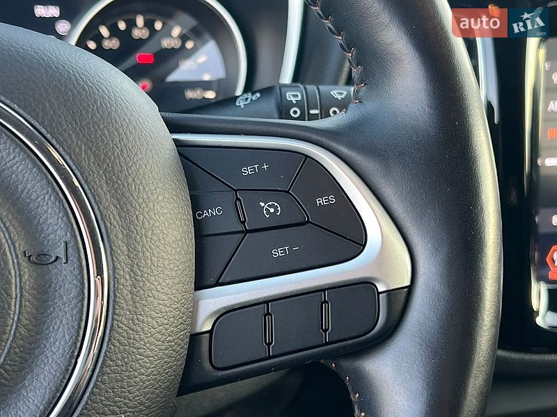 Позашляховик / Кросовер Jeep Compass 2020 в Рівному