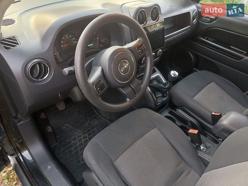 Внедорожник / Кроссовер Jeep Compass 2011 в Нежине