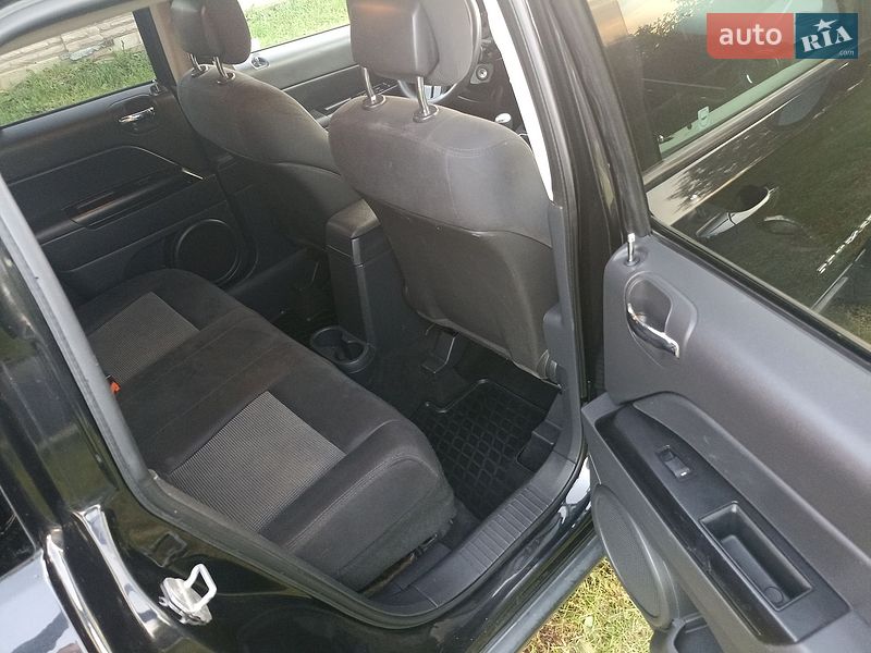 Внедорожник / Кроссовер Jeep Compass 2011 в Нежине