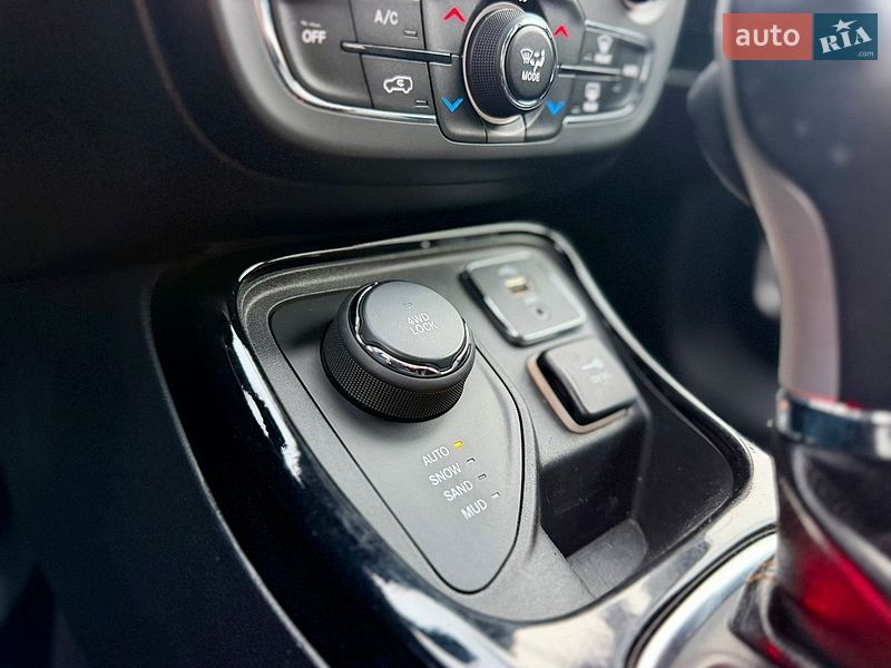 Позашляховик / Кросовер Jeep Compass 2018 в Львові