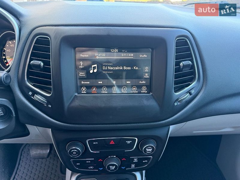 Позашляховик / Кросовер Jeep Compass 2017 в Ромнах фото 20 Позашляховик / Кросовер Jeep Compass 2017 в Ромнах