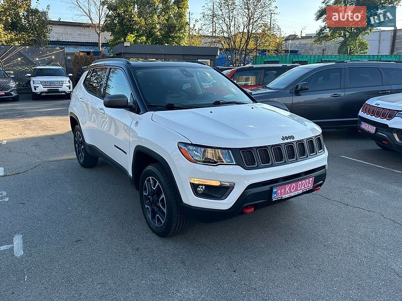 Внедорожник / Кроссовер Jeep Compass 2018 в Киеве