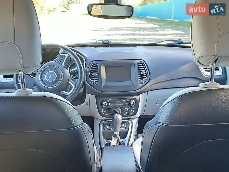 Позашляховик / Кросовер Jeep Compass 2017 в Києві