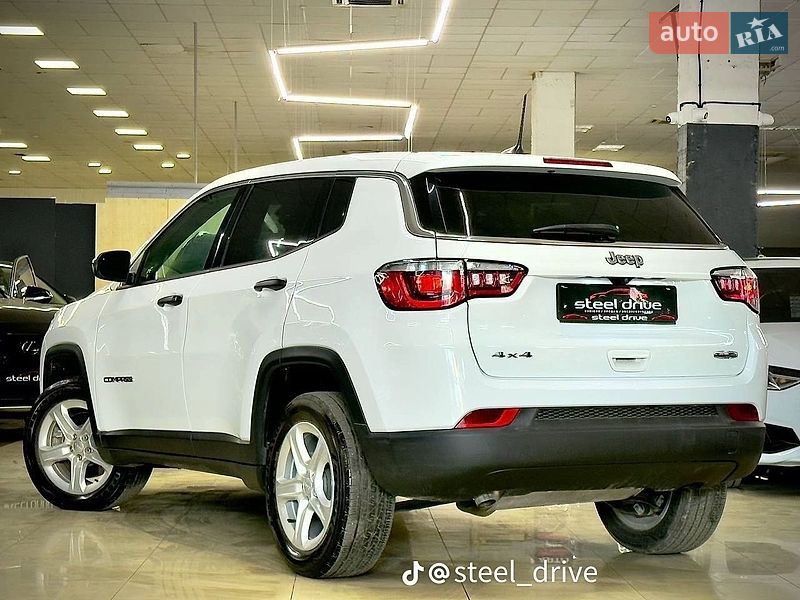 Позашляховик / Кросовер Jeep Compass 2023 в Києві фото 6 Позашляховик / Кросовер Jeep Compass 2023 в Києві