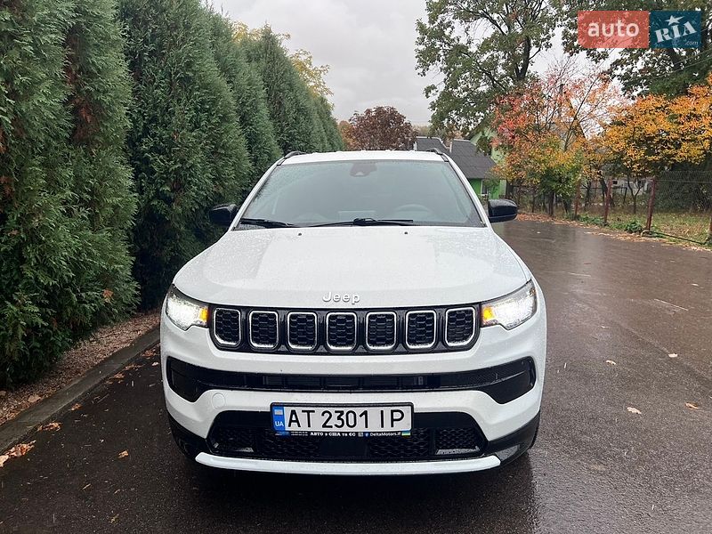 Позашляховик / Кросовер Jeep Compass 2024 в Івано-Франківську