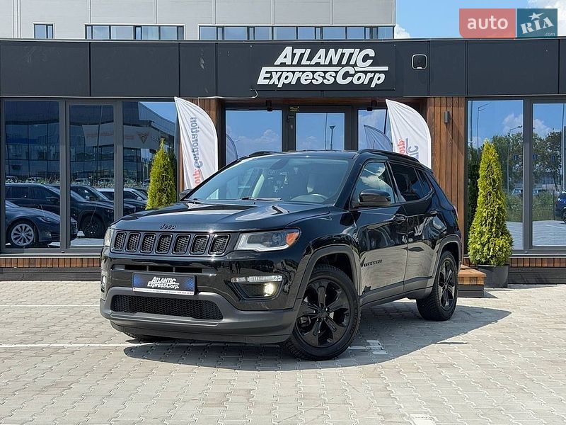 Внедорожник / Кроссовер Jeep Compass 2018 в Киеве