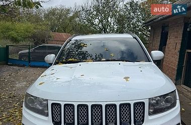 Позашляховик / Кросовер Jeep Compass 2016 в Гайсину
