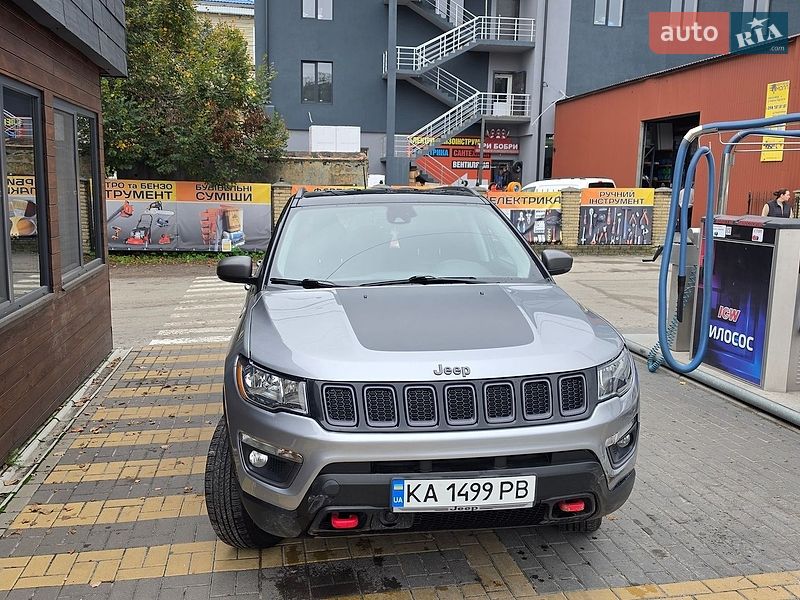 Внедорожник / Кроссовер Jeep Compass 2021 в Киеве