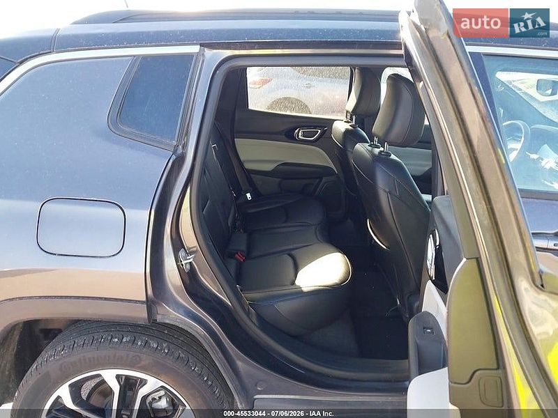 Внедорожник / Кроссовер Jeep Compass 2024 в Ивано-Франковске