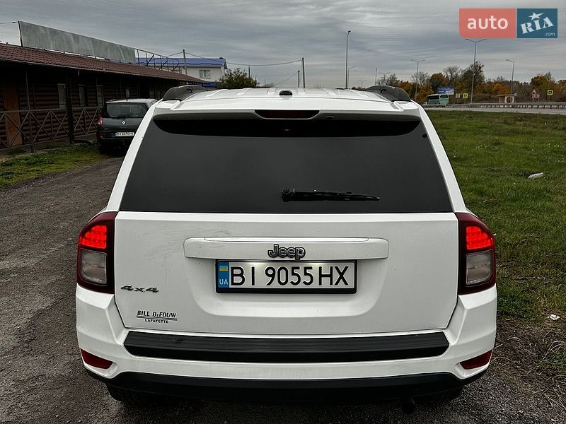 Внедорожник / Кроссовер Jeep Compass 2015 в Полтаве