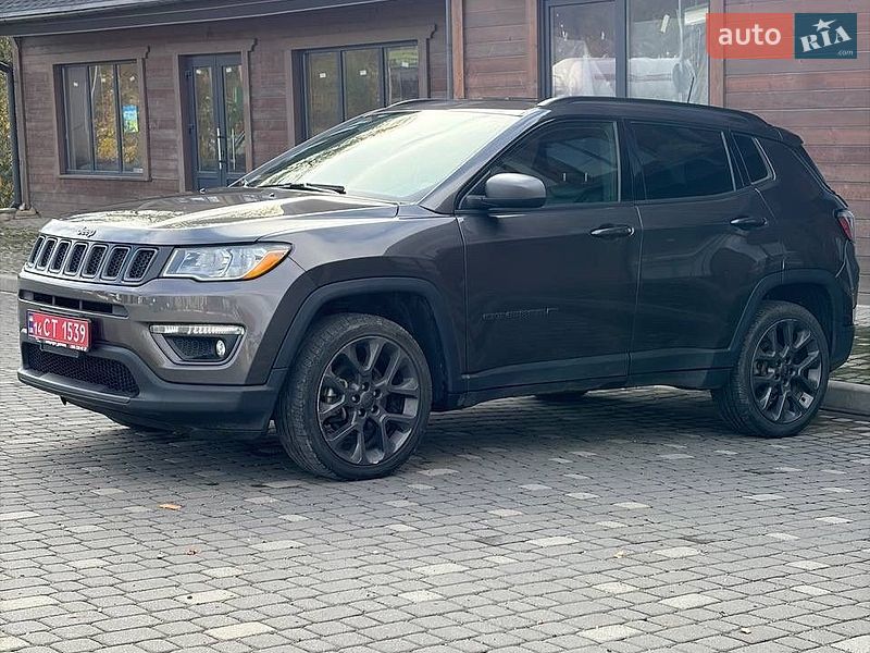 Внедорожник / Кроссовер Jeep Compass 2020 в Кутах