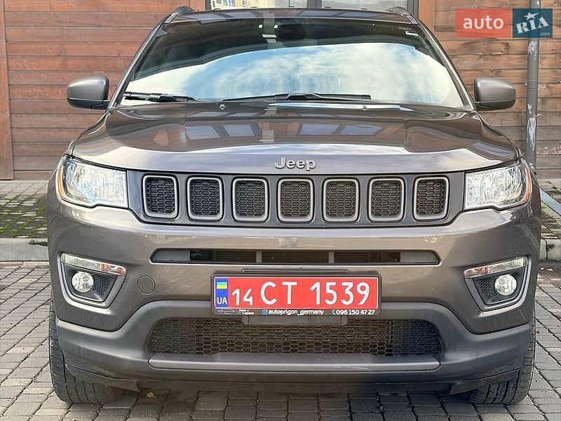 Внедорожник / Кроссовер Jeep Compass 2020 в Кутах