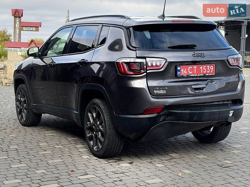 Внедорожник / Кроссовер Jeep Compass 2020 в Кутах