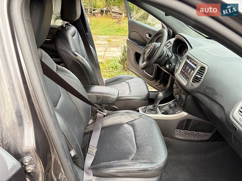 Внедорожник / Кроссовер Jeep Compass 2020 в Кутах