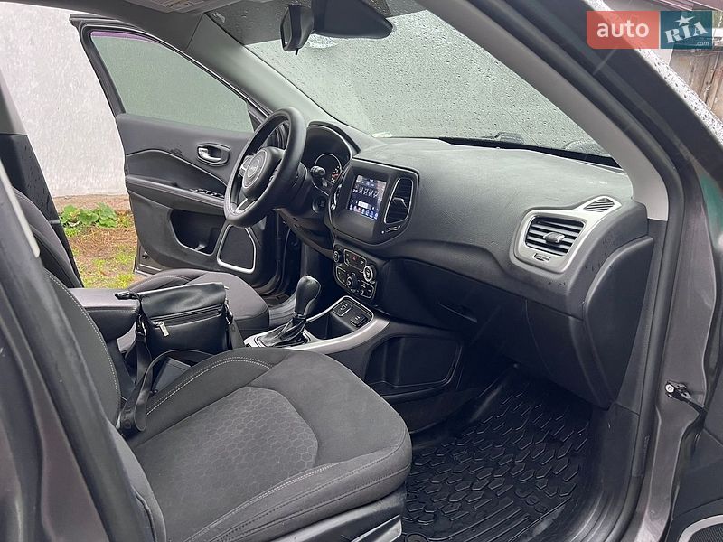 Внедорожник / Кроссовер Jeep Compass 2018 в Киеве