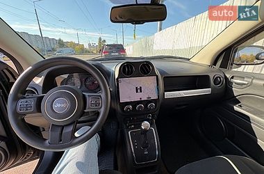 Позашляховик / Кросовер Jeep Compass 2013 в Києві