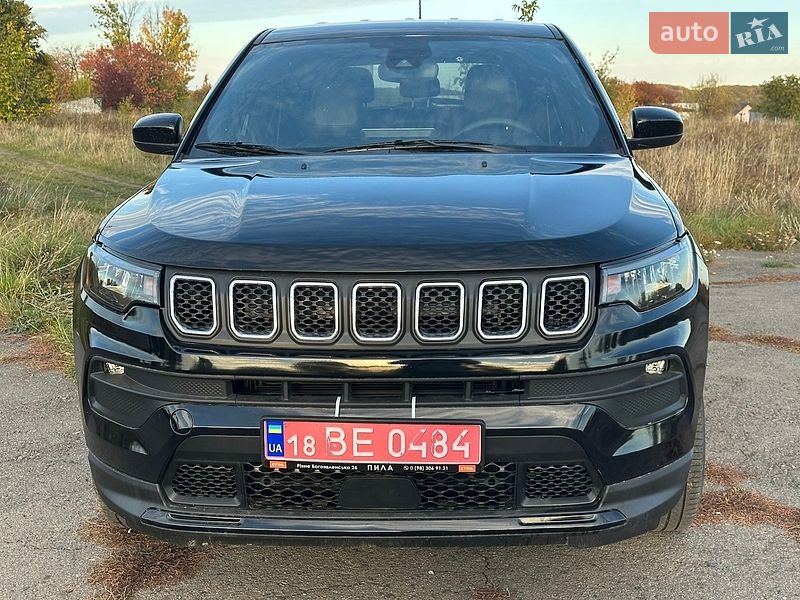 Внедорожник / Кроссовер Jeep Compass 2023 в Ровно