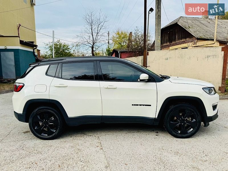 Внедорожник / Кроссовер Jeep Compass 2019 в Ромнах