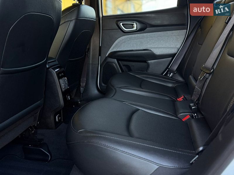 Внедорожник / Кроссовер Jeep Compass 2024 в Дрогобыче