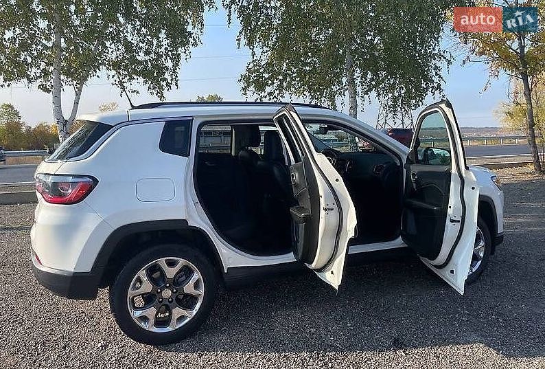 Внедорожник / Кроссовер Jeep Compass 2018 в Виноградове