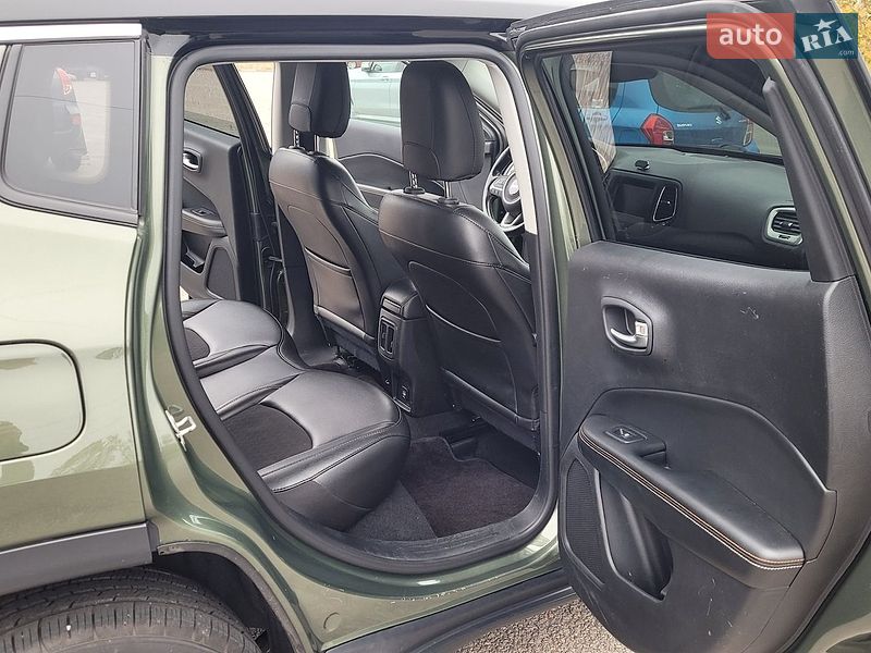 Позашляховик / Кросовер Jeep Compass 2019 в Києві фото 34 Позашляховик / Кросовер Jeep Compass 2019 в Києві